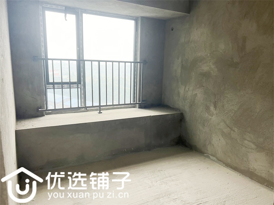 北外高家坝108平商业房出租(1.2万一年)