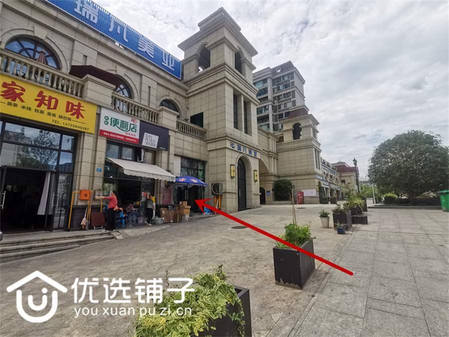 西外天玺莲湖80平旺铺出租