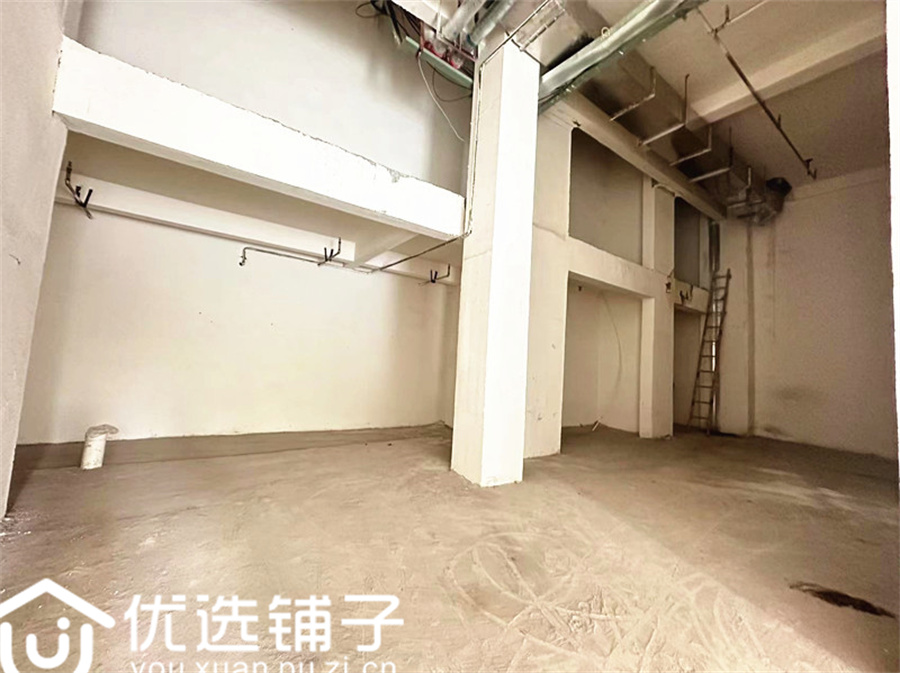 西外誉府130平商铺房东出租(无转让费)