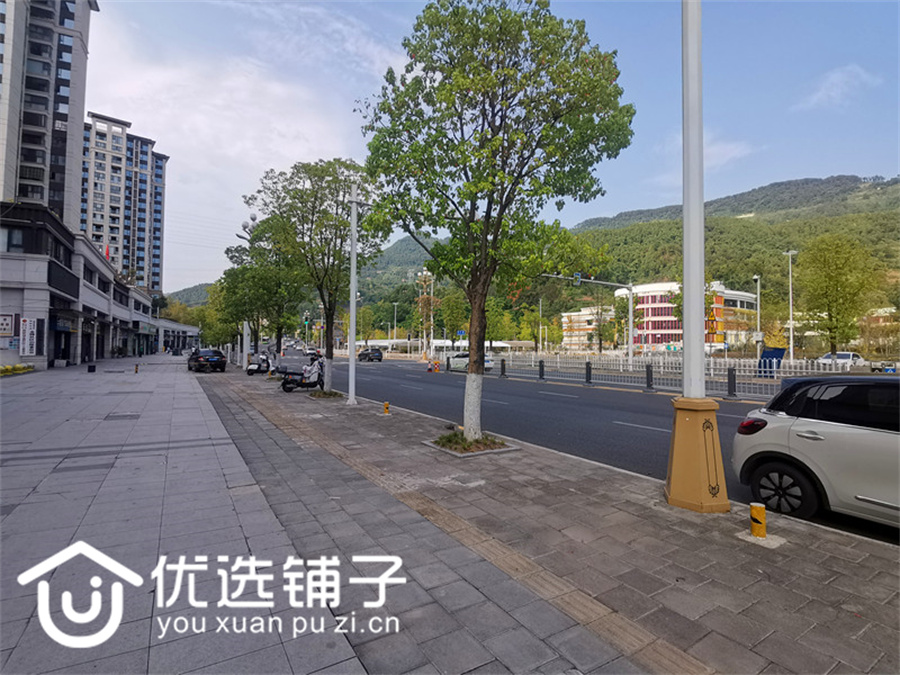 西外金科30㎡门市空转(带夹层)