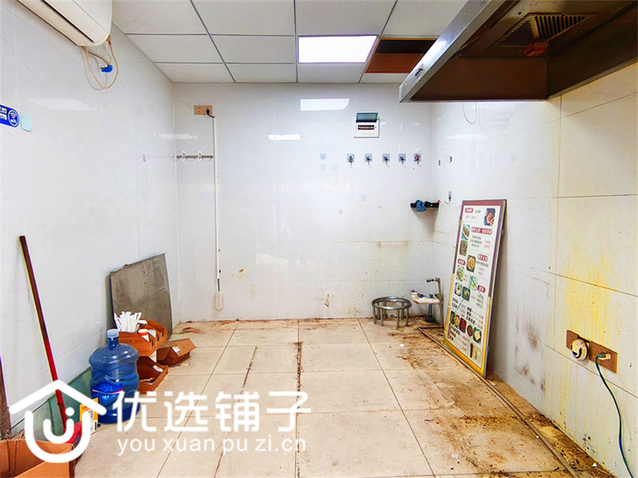 市内烟巷子12平旺铺出租水电气三通