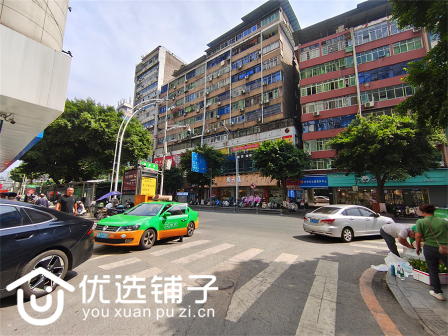 市内烟巷子12平旺铺出租水电气三通