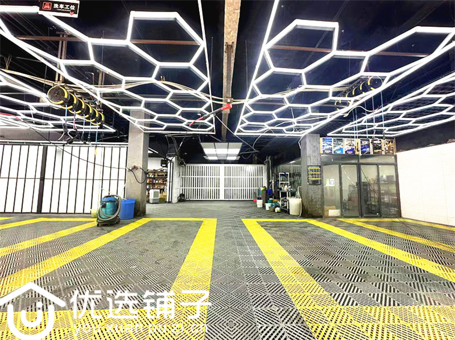 西外人民医院旁210平四开间洗车店转让