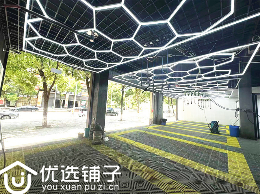 西外人民医院旁210平四开间洗车店转让
